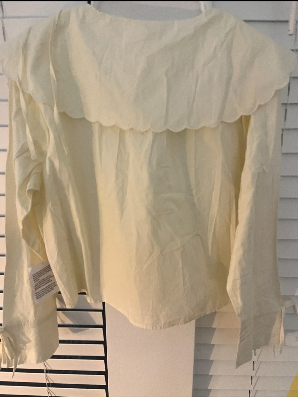 Miss Selfridge Cream Blouse with Embroidered Scallop Collar - Picture 2 of 4